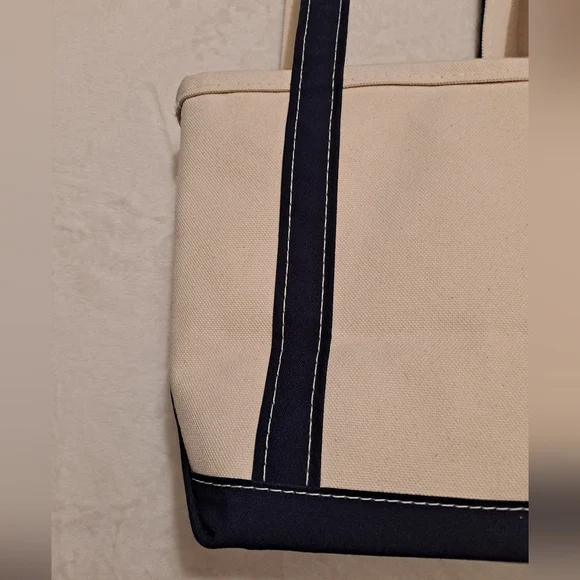 L.L. Bean Cream & Navy Blue Boat & Tote Bag Extra Long Shoulder Straps Handles - Picture 7 of 13